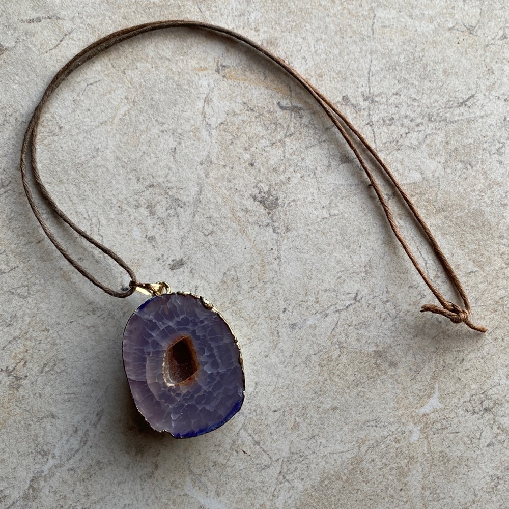 Natural Agate Quartz Geode Slice Pendant Hemp Necklace